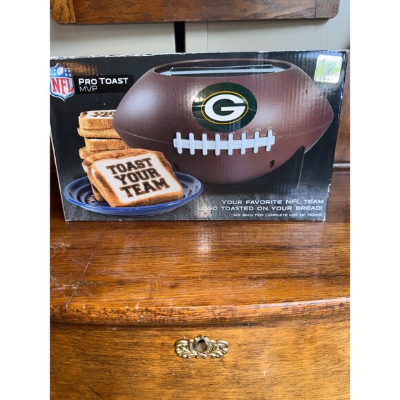 New In Box NFL Green Bay Packers Pro Toast MVP Toaster - Picture 1 of 11